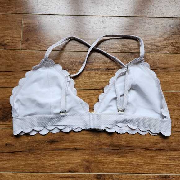 Unbranded Scalloped Bralette - Picture 2 of 2